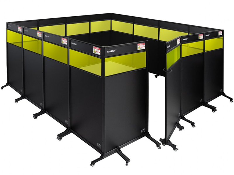 Zabudowa Stanowiska Do Spawania Laserowego SPARTUS PROTECT 4460 x 4400 - Główne Zdjęcie